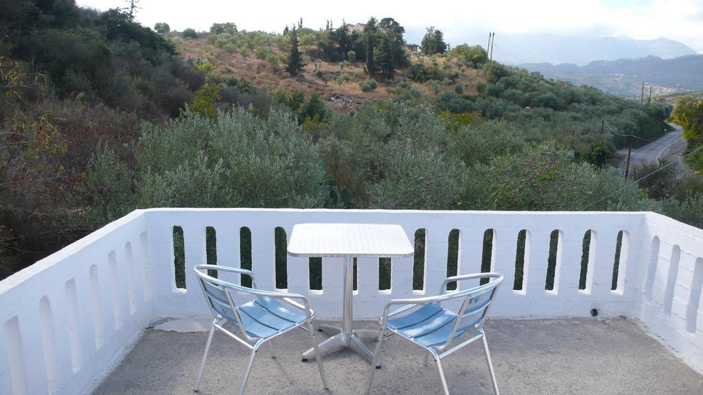 Stefanos Garden Appartement Arménoi Kamer foto